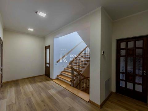 будинок за адресою с. Петропавлівська Борщагівка, Княгині Ольги вул.