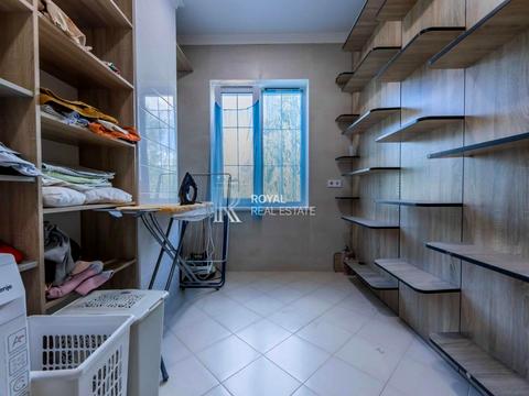 будинок за адресою с. Петропавлівська Борщагівка, Княгині Ольги вул.