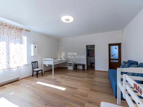 будинок за адресою с. Петропавлівська Борщагівка, Княгині Ольги вул.