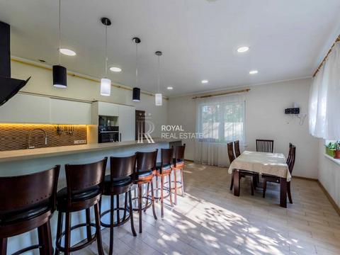 будинок за адресою с. Петропавлівська Борщагівка, Княгині Ольги вул.