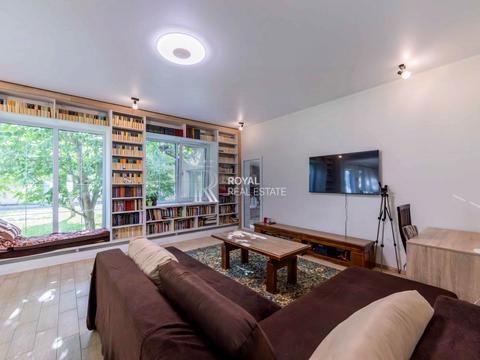 будинок за адресою с. Петропавлівська Борщагівка, Княгині Ольги вул.