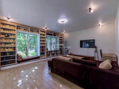 будинок за адресою с. Петропавлівська Борщагівка, Княгині Ольги вул.