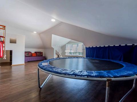 будинок за адресою с. Петропавлівська Борщагівка, Княгині Ольги вул.