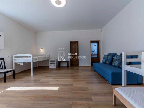 будинок за адресою с. Петропавлівська Борщагівка, Княгині Ольги вул.