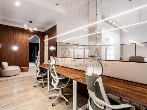 коммерческая по адресу Саксаганского ул., 58