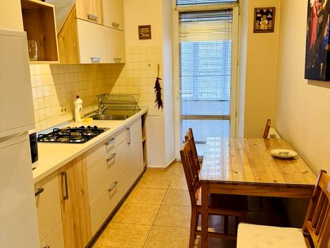 квартира за адресою Лисенка вул., 4