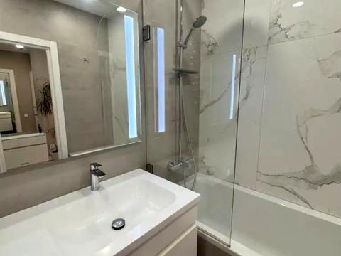 квартира по адресу Набережная Победы ул., 42