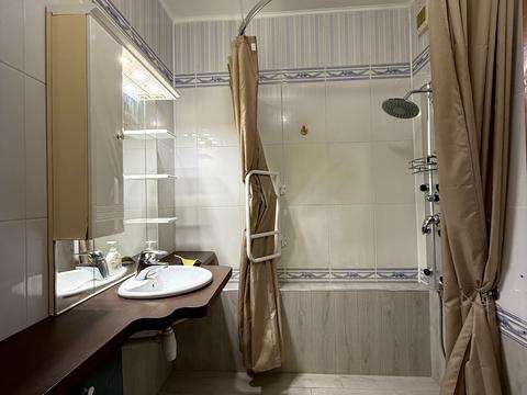 квартира за адресою Зої Гайдай вул., 2