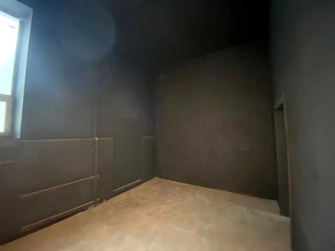 комерційна за адресою Білоруська вул., 38