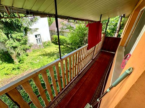 будинок за адресою Шкільна