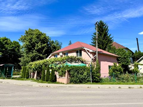 будинок за адресою Шкільна