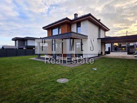 дом по адресу  ул.