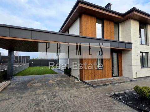 дом по адресу  ул.