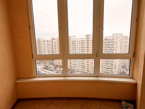 квартира за адресою Анни Ахматової вул., 30