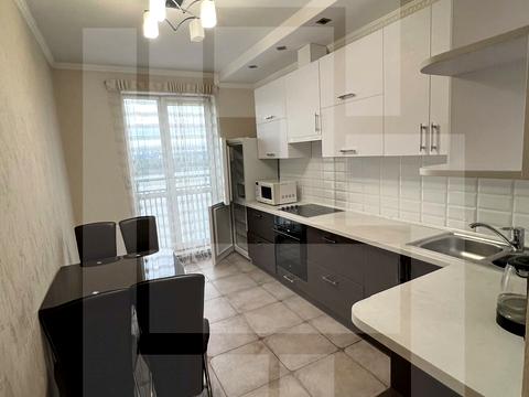 квартира по адресу Героев Полка "Азов ул. (Малиновского маршала), 4-В