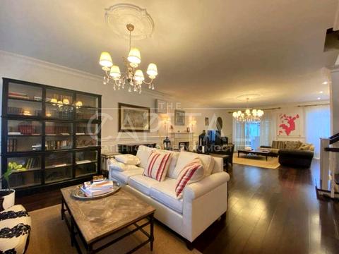 будинок за адресою смт. Козин, Столичне шосе, 149 