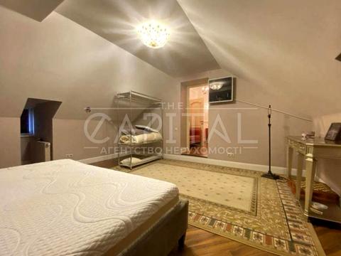 будинок за адресою смт. Козин, Столичне шосе, 149 