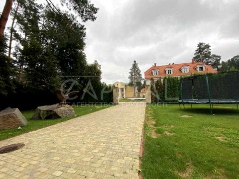 будинок за адресою смт. Козин, Столичне шосе, 149 