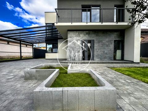 будинок за адресою Арктична