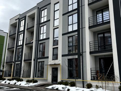 комерційна за адресою смт. Гостомель, Українська, 12