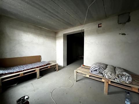 комерційна за адресою смт. Гостомель, Українська, 12