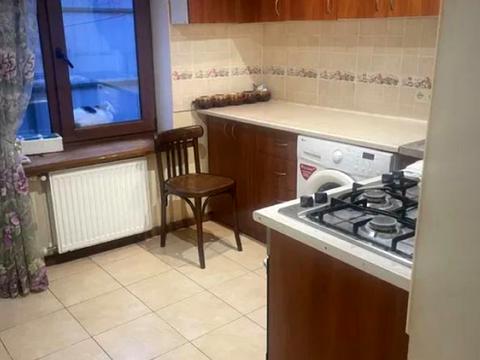 будинок за адресою Гетьмана Петра Дорошенка пров. (Краснослободський), 6