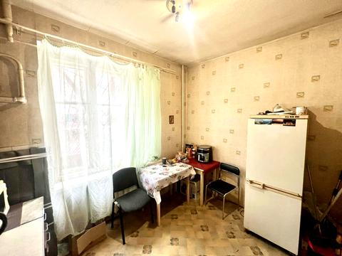 квартира за адресою Автозаводська вул., 27-Б