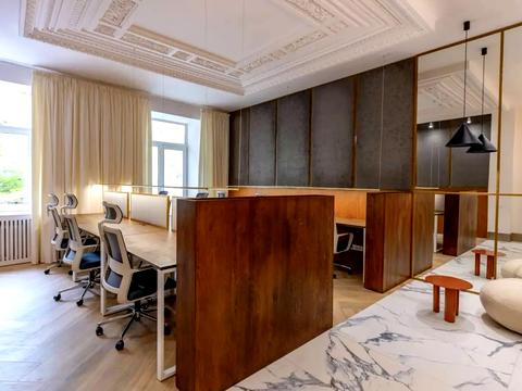 комерційна за адресою В'ячеслава Липинського вул. (Чапаєва), 12