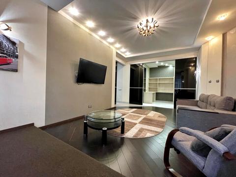 квартира за адресою Андрія Верхогляда вул. (Михайла Драгомирова), 12