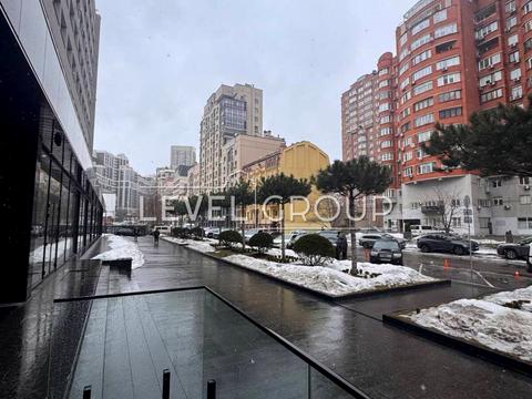 комерційна за адресою Золотоустівська вул., 3