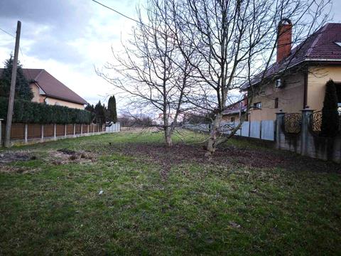 ділянка за адресою Перемоги вул.