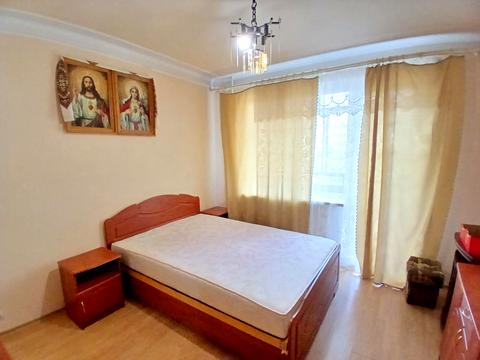 квартира за адресою Гната Хоткевича вул., 16