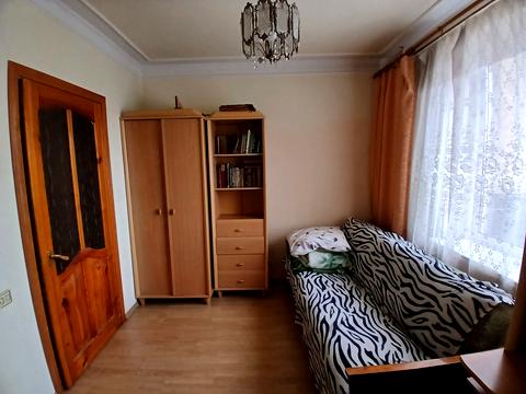 квартира за адресою Гната Хоткевича вул., 16