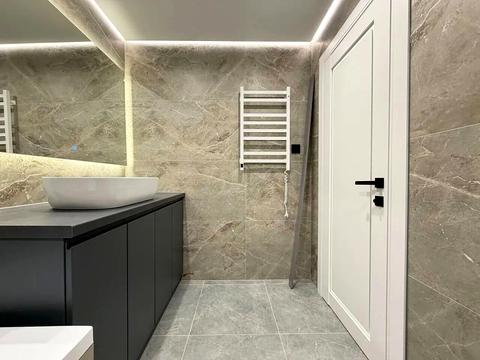 квартира по адресу Романа Левицкого ул., (Будинок 4)