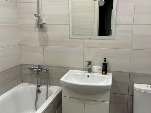 квартира за адресою Машинобудівників вул., 31