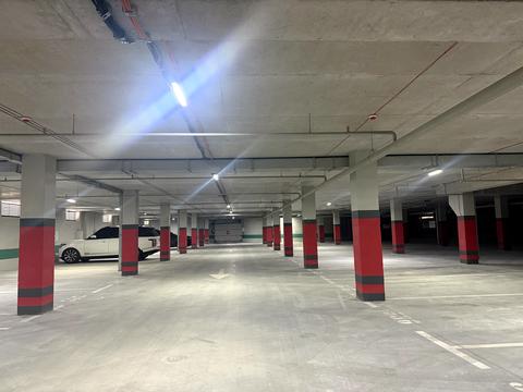 паркоместо по адресу Сечеславская Набережная ул., (Будинок)