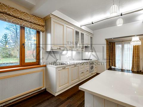 будинок за адресою с. Заріччя, весняна, 4