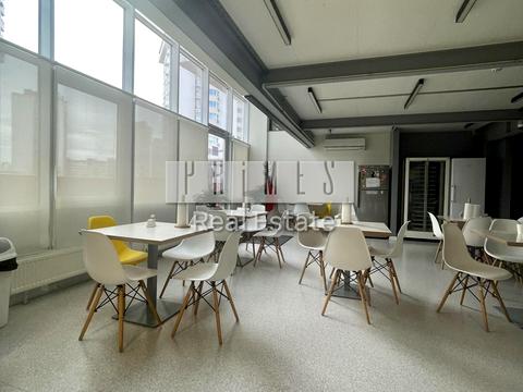 комерційна за адресою Олександра Мишуги вул., 10