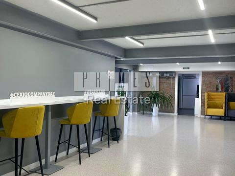 комерційна за адресою Олександра Мишуги вул., 10