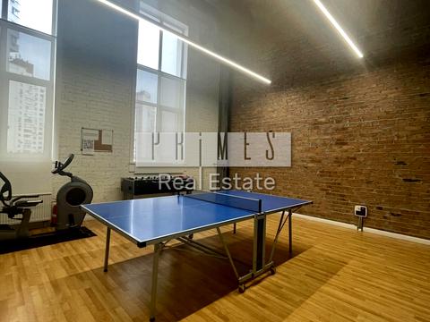 комерційна за адресою Олександра Мишуги вул., 10