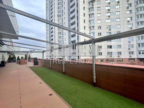 комерційна за адресою Олександра Мишуги вул., 10