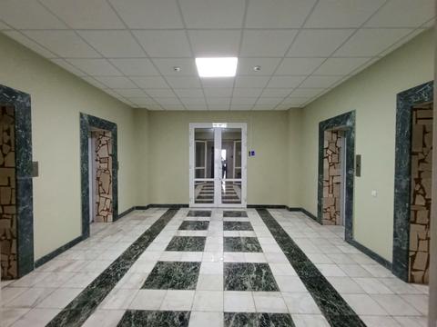 комерційна за адресою Мечникова вул., 11