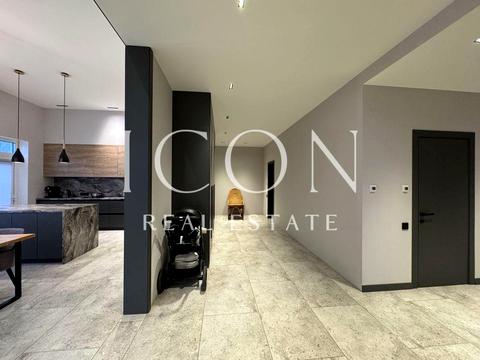 будинок за адресою с. Велика Олександрівка, Садова, 184