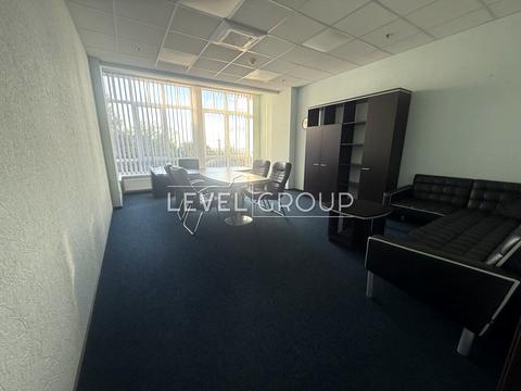 коммерческая по адресу Михаила Грушевского ул., 9Б