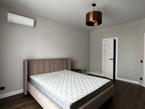 квартира по адресу Владимира Ивасюка ул., (Будинок)