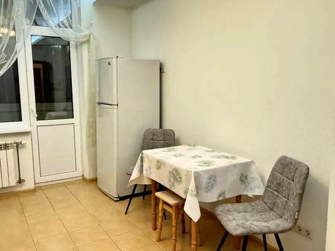 квартира за адресою Драгоманова вул., 40