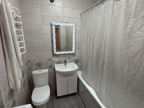 квартира за адресою Драгоманова вул., 8