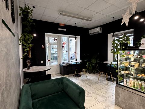 комерційна за адресою Перемоги вул., 8/4