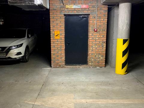 паркоместо по адресу Ростиславская ул. (Маршала Рыбалко), 5-А