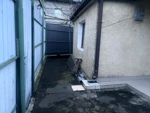 будинок за адресою Гетьмана Петра Дорошенка пров. (Краснослободський)